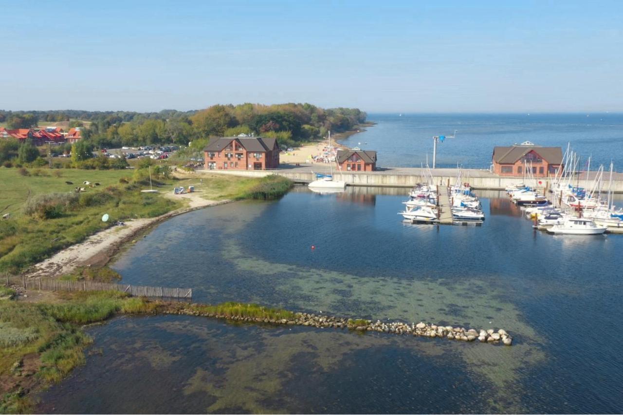 Bades Huk Marina Hotel Hohen Wieschendorf Εξωτερικό φωτογραφία